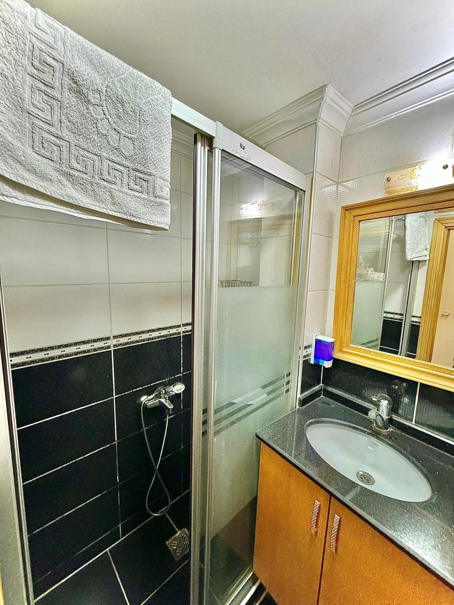 Grand Papirus Hotel Istanbul Eksteriør bilde